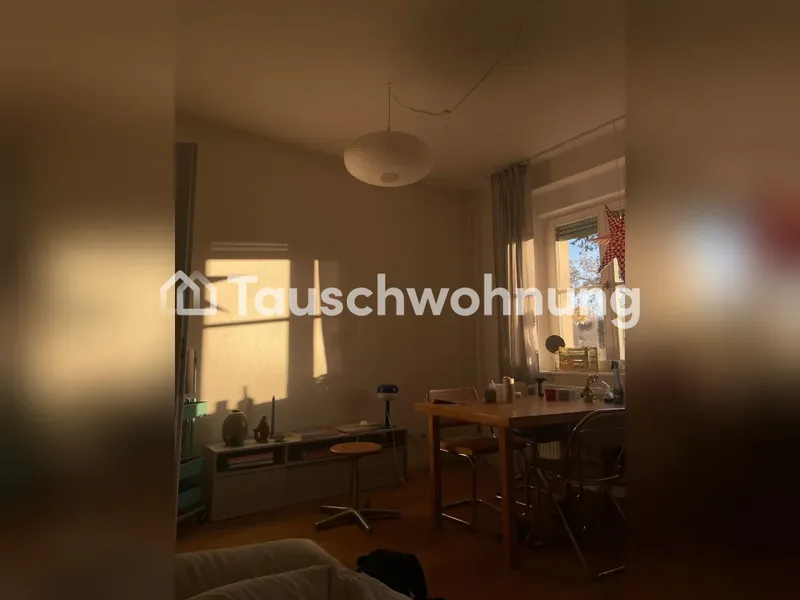 Tauschwohnung: Sonnige  2-Zimmer Wohnung gegen 1 Zimmer Berlin — photo 1